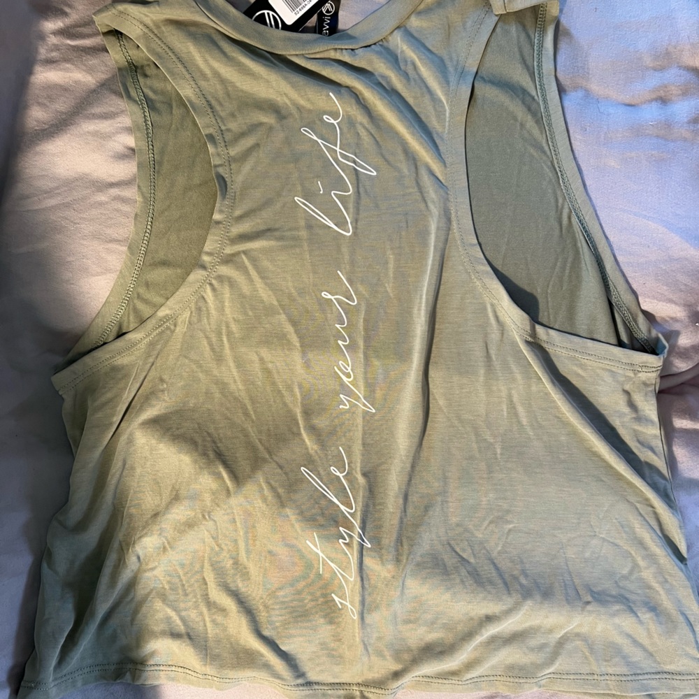 Workout tank top